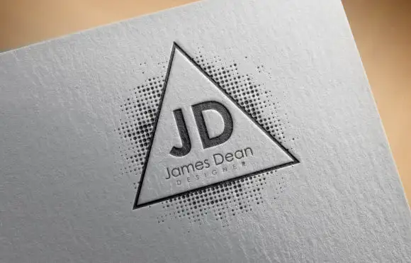 HALFTONE PYRAMID Logo Template