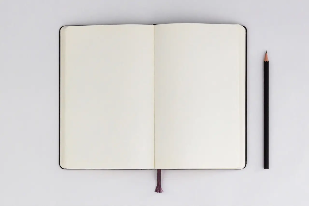 12 Sketchbook Mockups 15 sketchbook mockups by the template temple (12xpsd) (4) 68124
