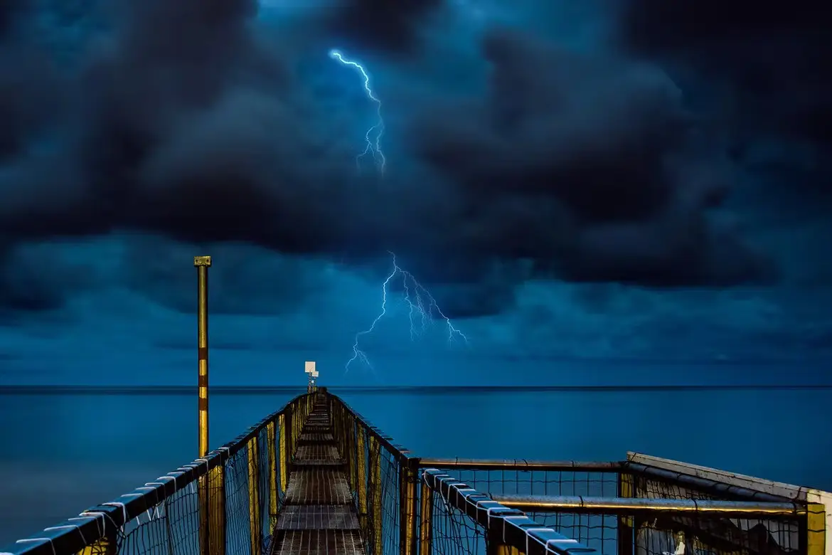 75 Lightning Overlays Vol. 3 5 lightning overlays4